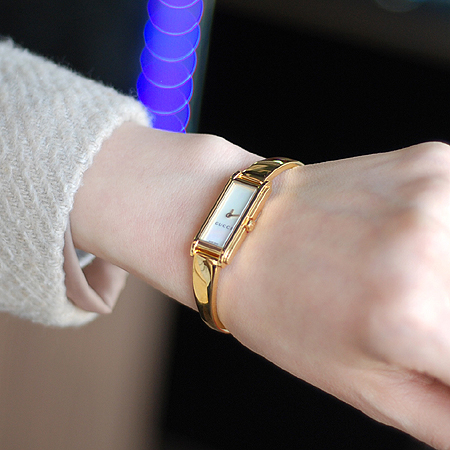 Gucci(����) YA109525 G LINE �ڰ��� ���� ������ �ð� [��������] �̹���6 - ���̺��� �߰���ǰ