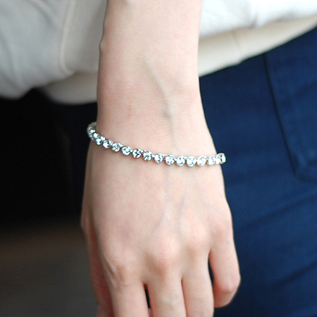 Swarovski(���ͷκ꽺Ű) ũ����Ż ��� ���� ���� �̹���6 - ���̺��� �߰���ǰ