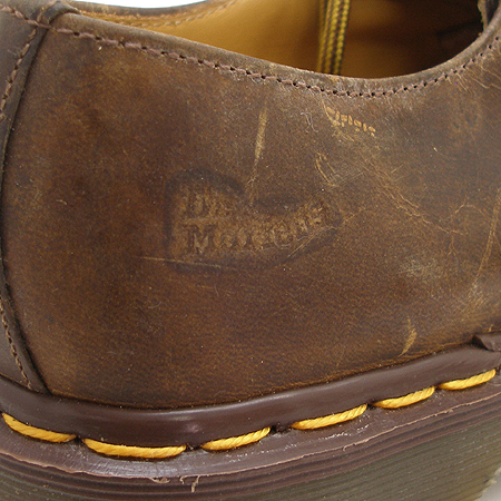 DR.MARTENS (���͸�ƾ) ��Ƽ�� ������ ��Ŀ �̹���4 - ���̺��� �߰���ǰ