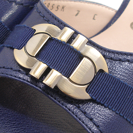 Ferragamo(��󰡸�) ��Ż ��ġ�� ��� ������ ���� �̹���5 - ���̺��� �߰���ǰ