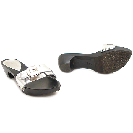 Ferragamo(��󰡸�) �ǹ� ����� ��ġ�Ϸΰ� ��� ���� [��������] �̹���2 - ���̺��� �߰���ǰ