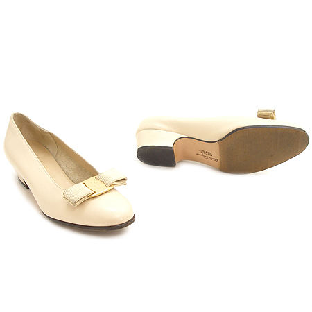 Ferragamo(��󰡸�) ���� �ٶ� ��� ������ ������ ���� �̹���2 - ���̺��� �߰���ǰ