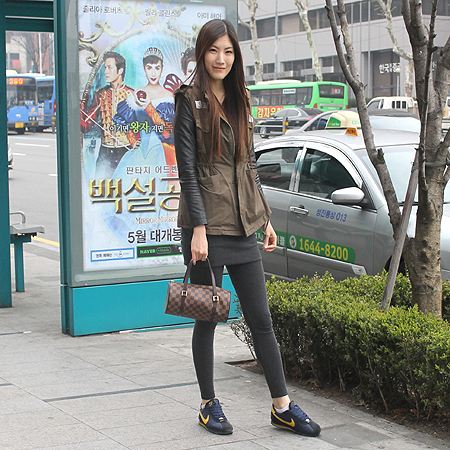 Louis Vuitton(���̺���) N51304 �ٹ̿� ���� ĵ���� ���ʷ� 26 ��Ʈ�� [��������] �̹���6 - ���̺��� �߰���ǰ
