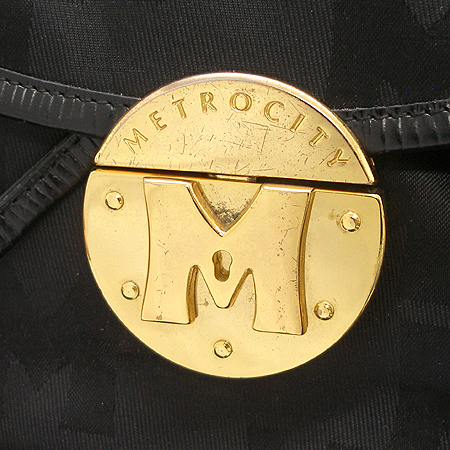 Metrocity(��Ʈ�ν�Ƽ) ����ΰ� ������ �к긯 ���� �̹���3 - ���̺��� �߰���ǰ