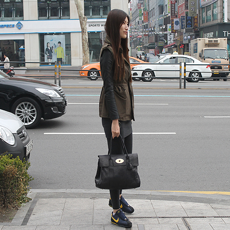 MULBERRY(�ֹ���) HH5988 342 A100 ���� ���� ���̽����� M������ ��Ʈ�� �̹���6 - ���̺��� �߰���ǰ