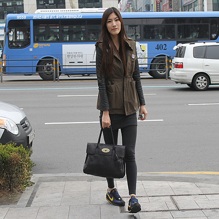 MULBERRY(�ֹ���) HH5988 342 A100 ���� ���� ���̽����� M������ ��Ʈ�� �̹���7 - ���̺��� �߰���ǰ