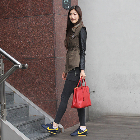 Prada(�����) BN1786 ���ǾƳ� ��Ʈ�� �̹���6 - ���̺��� �߰���ǰ
