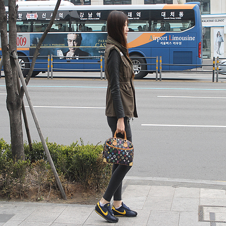 Louis Vuitton(���̺���) M92662 ���׷� ��Ƽ �÷� ���� Ʈ��� ��Ʈ�� �̹���6 - ���̺��� �߰���ǰ