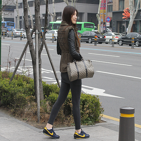 Gucci(����) 193603 GG �ΰ� PVC ������ ��Ʈ�� �̹���7 - ���̺��� �߰���ǰ