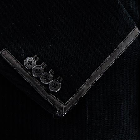 Armani(�Ƹ�����) �� ��ư ���� �̹���5 - ���̺��� �߰���ǰ