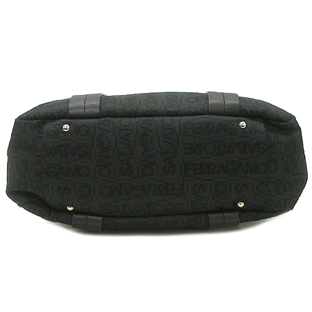 Ferragamo(��󰡸�) 21 8481 �̴ϼ� �ΰ� �к긯 ����� [�̾�������] �̹���3 - ���̺��� �߰���ǰ