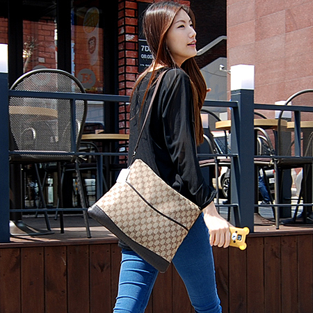 Gucci(����) 145856 GG �ΰ� �ڰ��� ũ�ν��� �̹���6 - ���̺��� �߰���ǰ