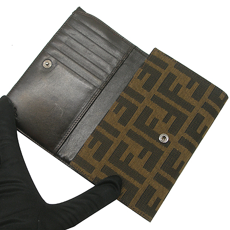Fendi(���) 8M0029 FF�ΰ� �к긯 ������ [��������] �̹���3 - ���̺��� �߰���ǰ