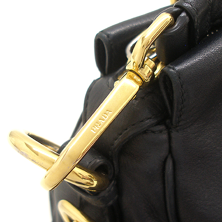 Prada(�����) BN1904 SOFT CALF (�۾�������) ��Ʈ�� + ��� ��Ʈ�� [�б�����������2ȣ��] �̹���5 - ���̺��� �߰���ǰ