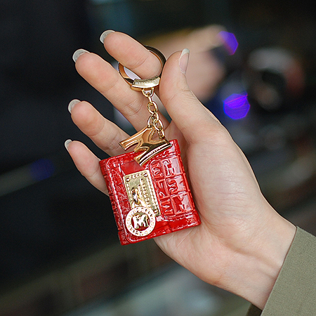 Metrocity(��Ʈ�ν�Ƽ) ���� �ΰ� ��� ���̴�Ʈ ����ø �� ŰȦ�� �̹���6 - ���̺��� �߰���ǰ