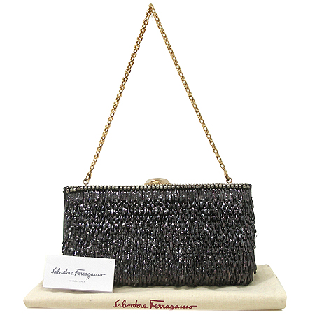 Ferragamo(��󰡸�) 21 C883 Ŭ��ġ �� ����� �̹���5 - ���̺��� �߰���ǰ