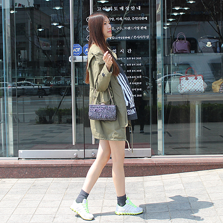 Ferragamo(��󰡸�) 21 C883 Ŭ��ġ �� ����� �̹���6 - ���̺��� �߰���ǰ