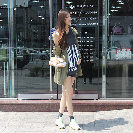 Louis Vuitton(���̺���) M40127 ���׷� ��Ƽ �÷� ȭ��Ʈ ������ ��Ʈ�� [�б�������] �̹���7 - ���̺��� �߰���ǰ