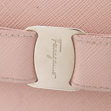 Ferragamo(��󰡸�) 22 A211 ���� �ٶ� ��� 2�� ������ [�б�������] �̹���2 - ���̺��� �߰���ǰ