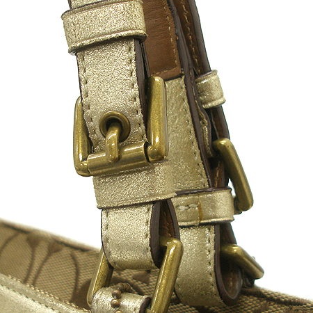 Coach(��ġ) �ñ׳��� �ڰ��� ��Ʈ�� �̹���3 - ���̺��� �߰���ǰ
