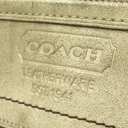 Coach(��ġ) �ñ׳��� �ڰ��� ��Ʈ�� �̹���4 - ���̺��� �߰���ǰ