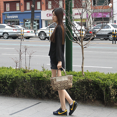 Coach(��ġ) �ñ׳��� �ڰ��� ��Ʈ�� �̹���6 - ���̺��� �߰���ǰ