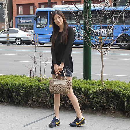 Coach(��ġ) �ñ׳��� �ڰ��� ��Ʈ�� �̹���7 - ���̺��� �߰���ǰ
