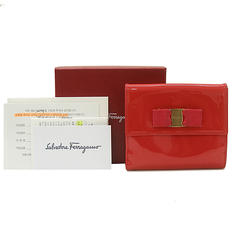 Ferragamo(��󰡸�) 22 A832 ���̴�Ʈ ��ũ �����ٶ���� 2�� ������ [�д����] �̹���2 - ���̺��� �߰���ǰ