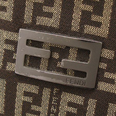 Fendi(���) 8N0035 FF �ΰ� �ڰ��� �Ŀ�ġ [�д����] �̹���3 - ���̺��� �߰���ǰ