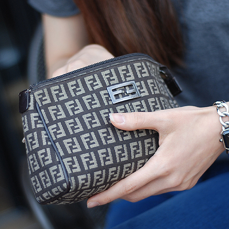 Fendi(���) 8N0035 FF �ΰ� �ڰ��� �Ŀ�ġ [�д����] �̹���7 - ���̺��� �߰���ǰ