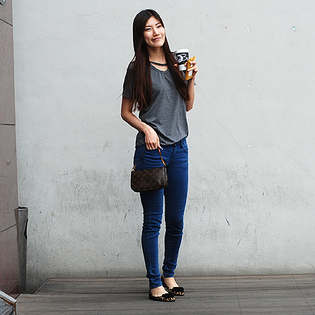 Louis Vuitton(���̺���) M51980 ���׷� ĵ���� ����Ʈ �׼����� �Ŀ�ġ �̹���7 - ���̺��� �߰���ǰ