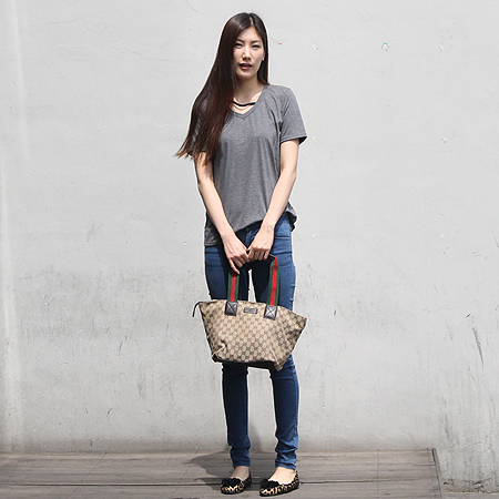 Gucci(����) 131230 GG�ΰ� ��� ��Ƽġ �к긯 ��Ʈ�� [�б�������] �̹���6 - ���̺��� �߰���ǰ