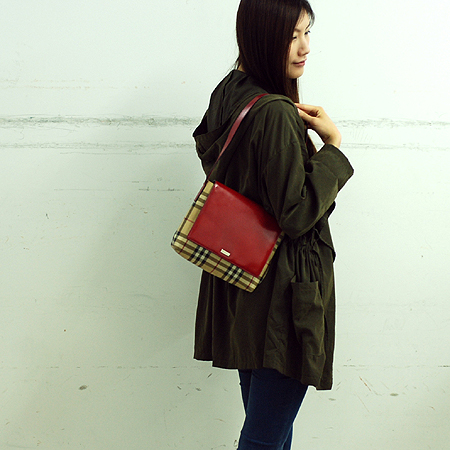 Burberry(������) ��� üũ PVC ����� �̹���7 - ���̺��� �߰���ǰ
