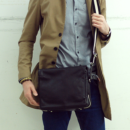 Bally(�߸�) TRUVA ���� ���� ũ�ν��� �̹���7 - ���̺��� �߰���ǰ