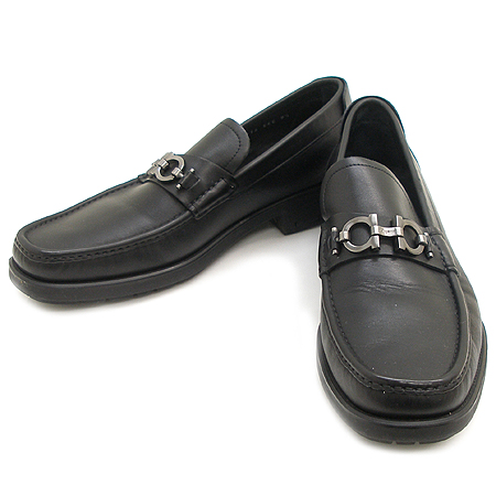 Ferragamo(󰡸)    ġ   