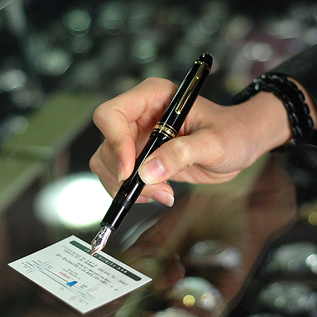 Montblanc(������) 146 ���̽��ͽ�ƣ 14K ���� ������ (�ջ����� F) [��������] �̹���6 - ���̺��� �߰���ǰ