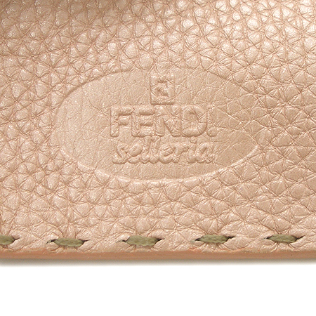 Fendi(���) �������� ������ �̹���4 - ���̺��� �߰���ǰ