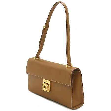 Ferragamo(��󰡸�) 21 A277 ��ġ�� �Ŀ�ġ ����� [��������] �̹���2 - ���̺��� �߰���ǰ