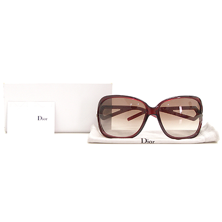 Dior(ũ����î���) MADRAGUE SPRFM ���� ���۶� �̹���2 - ���̺��� �߰���ǰ