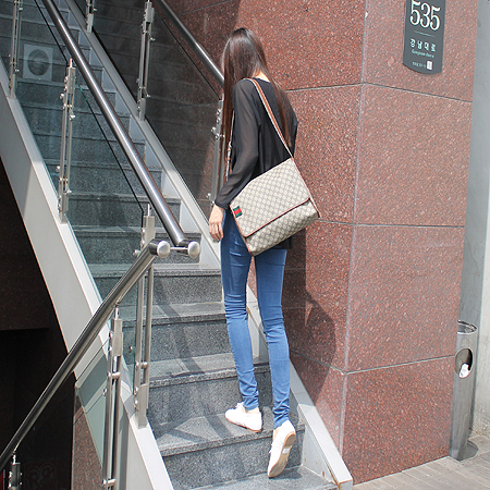 Gucci(����) 246411 GG �ΰ� PVC ũ�ν��� [��������] �̹���7 - ���̺��� �߰���ǰ