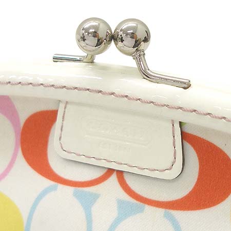 Coach(��ġ) �ñ׳��� ��Ƽ�÷� �Ŀ�ġ �̹���3 - ���̺��� �߰���ǰ