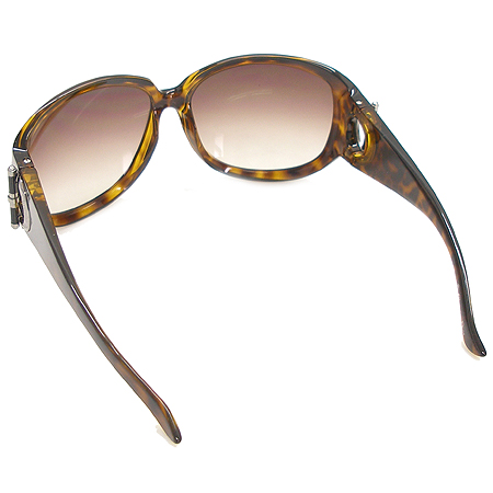 Dior(ũ����î���) DESIGN/FS ȣ�� ���� ���۶� �̹���4 - ���̺��� �߰���ǰ