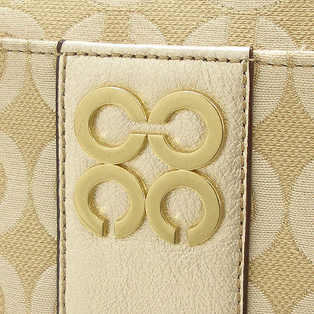 Coach(��ġ) 45536 �� ��Ʈ �ڰ��� ũ�ν��� �̹���3 - ���̺��� �߰���ǰ