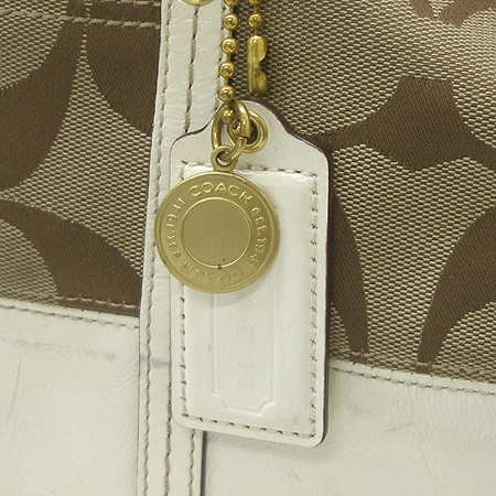 Coach(��ġ) 12430 �ñ׳�ó �ڰ��� ���̴�Ʈ ����� �̹���3 - ���̺��� �߰���ǰ