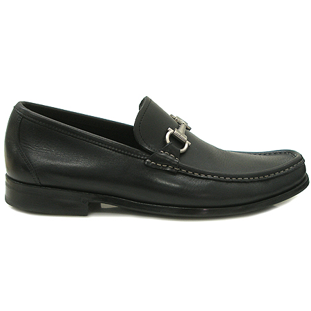 Ferragamo(󰡸)  Ŭ  Ƽġ   ̹4 - ̺ ߰ǰ