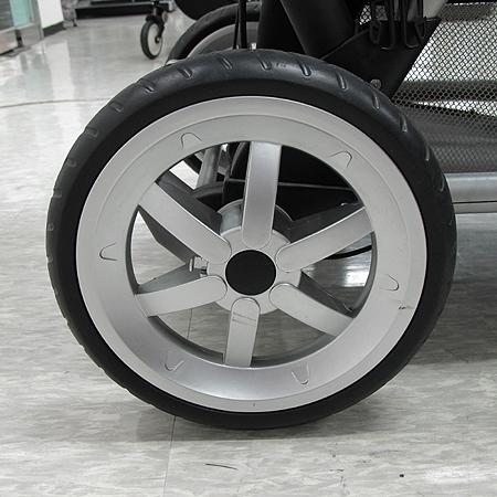 Pegperego(���׻�����) Duette(�࿧) �ٱ�� �����̾� �ֵ��� ������ (�и�����) �̹���6 - ���̺��� �߰���ǰ