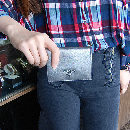 Prada(�����) 1M0204 �ǹ� ��Ż�� ���ǾƳ� ������ �̹���6 - ���̺��� �߰���ǰ