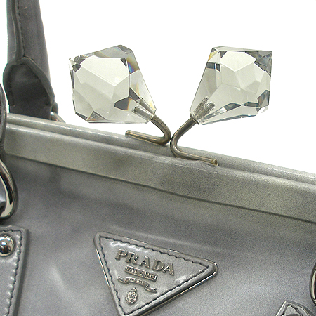 Prada(�����) �׷����÷� ũ����Ż ��� ���� ��Ʈ�� �̹���3 - ���̺��� �߰���ǰ