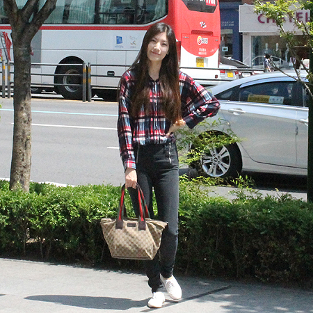Gucci(����) 131230 GG �ΰ� �ڰ��� ��Ʈ�� �̹���6 - ���̺��� �߰���ǰ