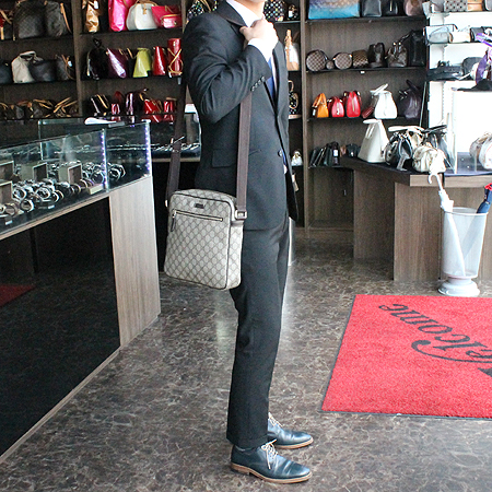 Gucci(����) 201448 GG �ΰ� PVC ũ�ν��� �̹���6 - ���̺��� �߰���ǰ